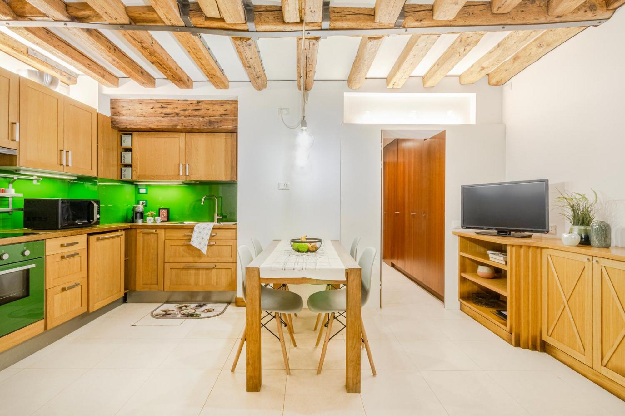 Apartment Accessible Groundfloor Near Station - Ca Rezzonico *