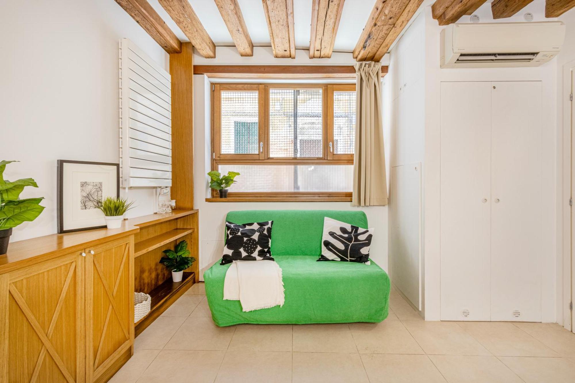 Apartment Accessible Groundfloor Near Station - Ca Rezzonico *